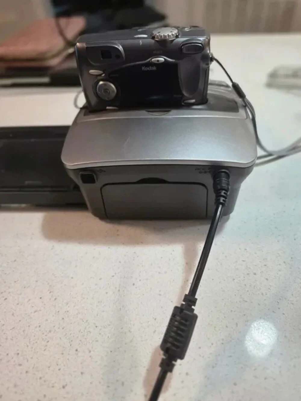 Kodak EasyShare DX4530 5. 0pium0MP Digital Camera - Gray